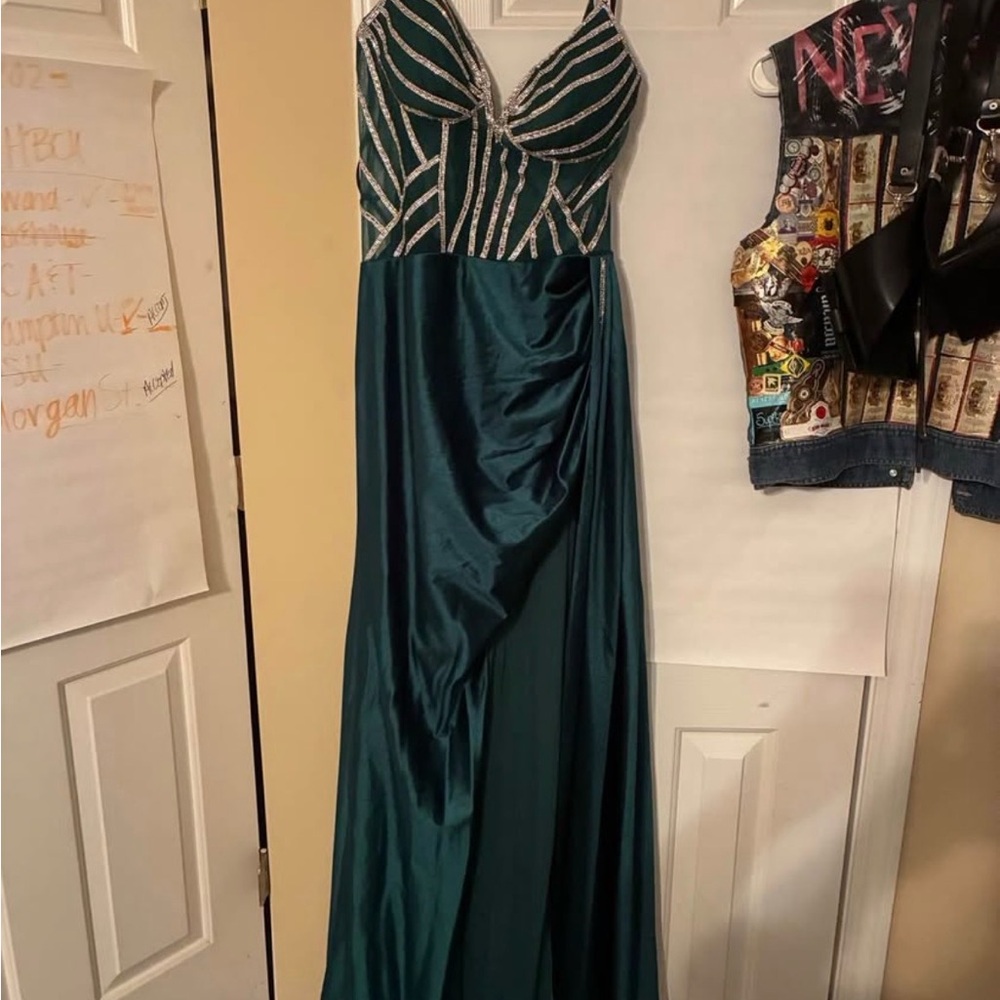 Elegant Emerald Green and Silver Evening Gown